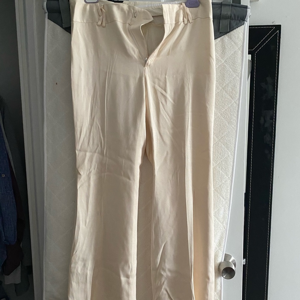 Gorgeous Gucci silk cream pants